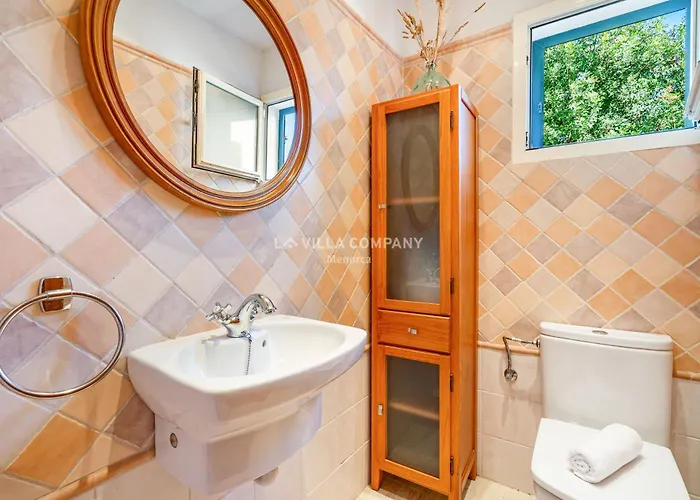 Bini Duc Villa Binibeca